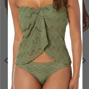 🆕️Vince Camuto Crochet Lace Draped Bandini Top & matching  bikini bottom